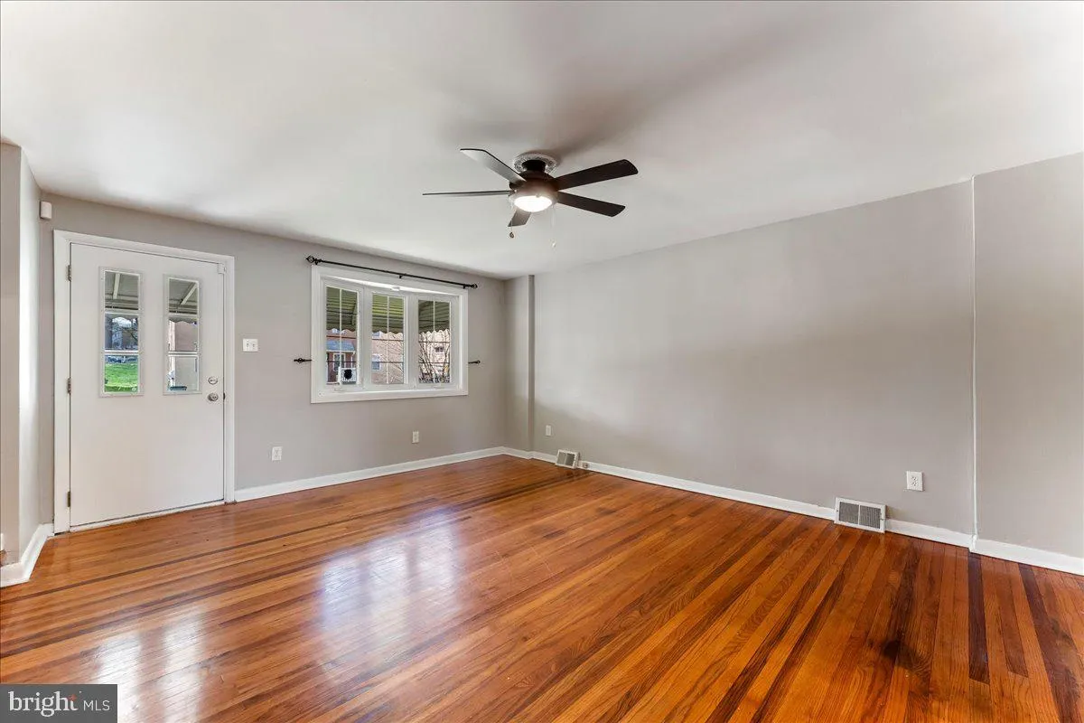 Media, Pennsylvania 19063, United States, 3 Bedrooms Bedrooms, ,2 BathroomsBathrooms,Residential,Pending,107874