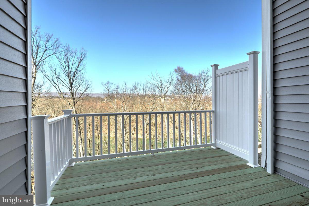 LOGAN GREENE - Residential