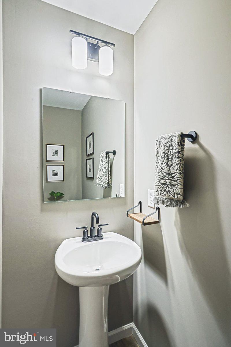 LOGAN GREENE - Residential