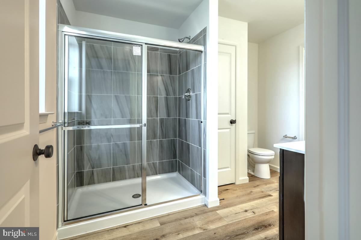 LOGAN GREENE - Residential