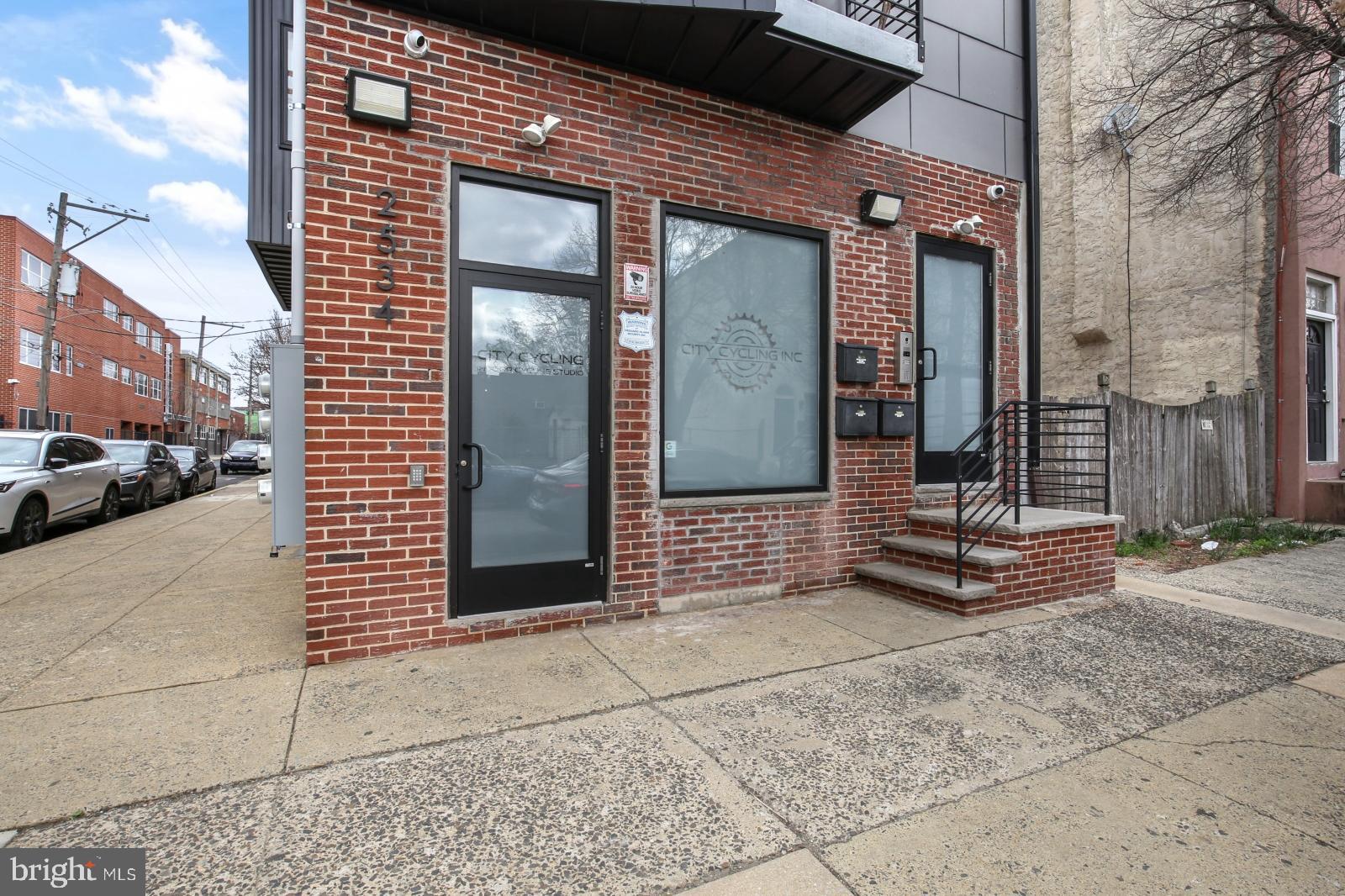 EAST KENSINGTON - Residential Lease