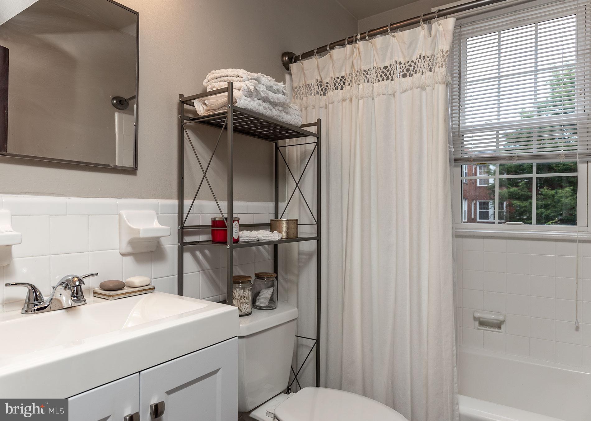 ARBORS OF ARLINGTON - Residential