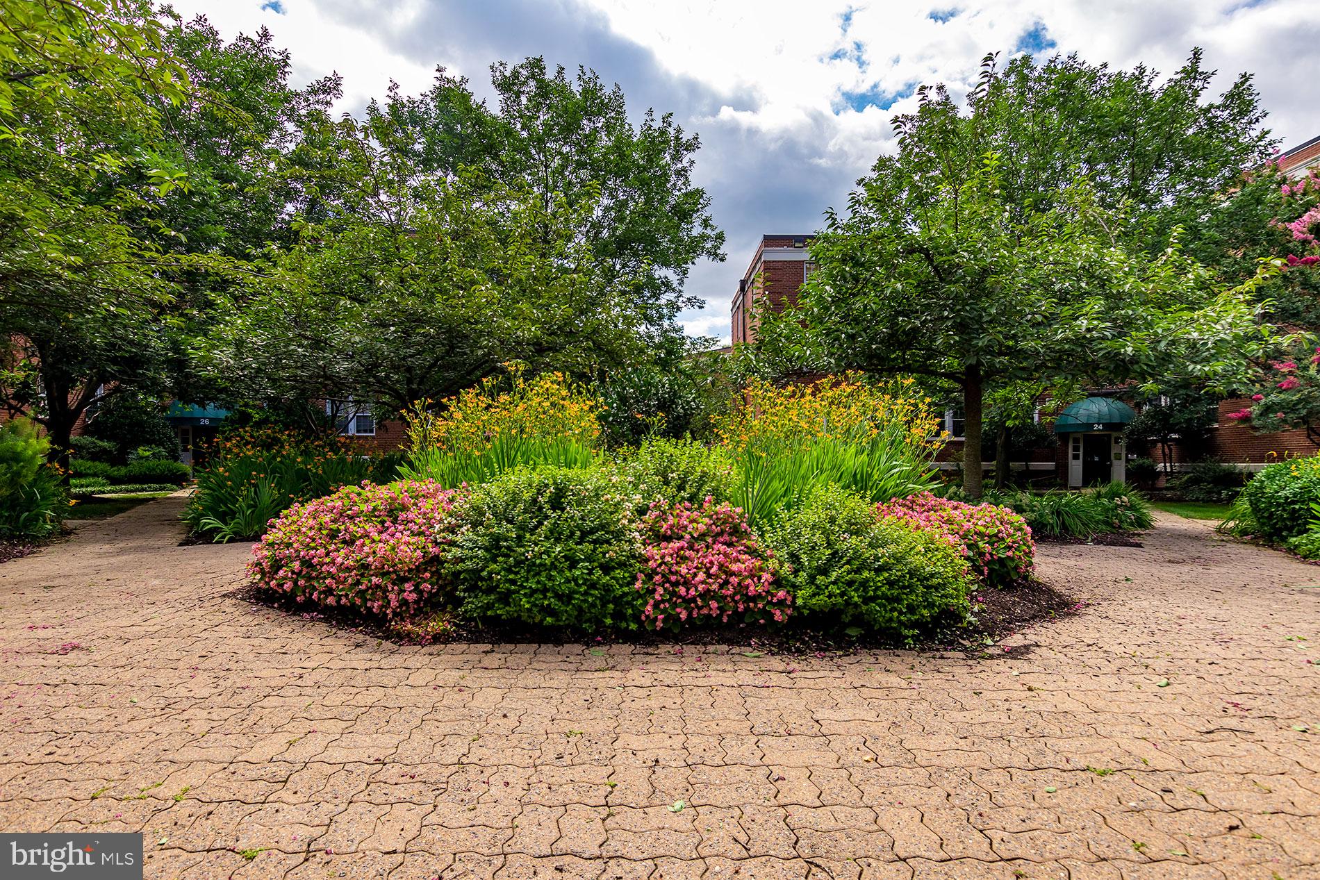 ARBORS OF ARLINGTON - Residential