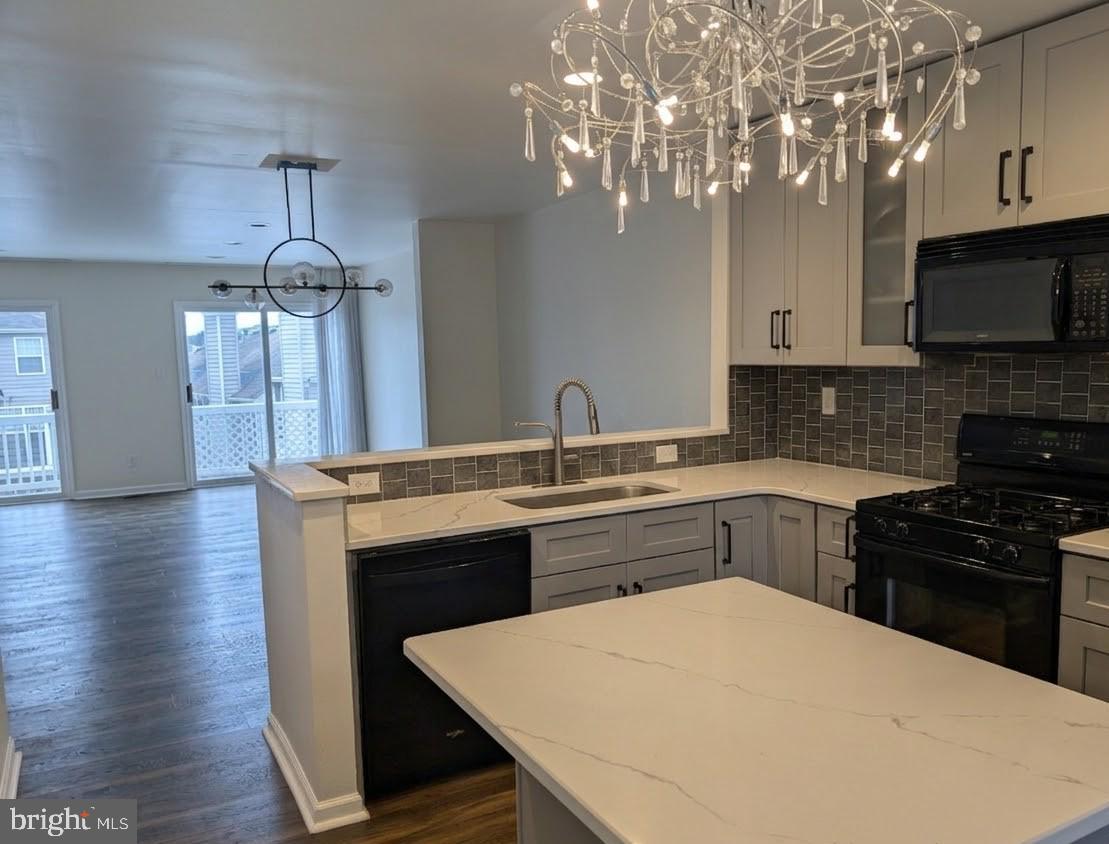 CHESTERBROOK/NEWPO - Residential