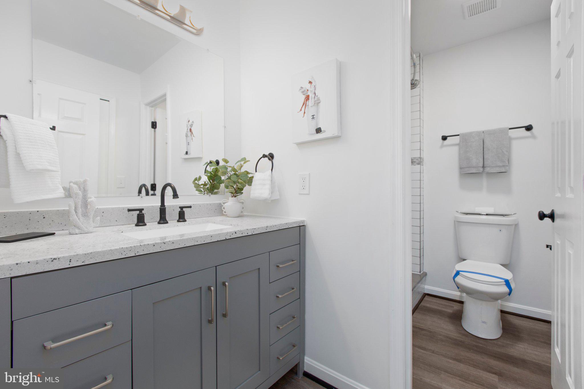 MAPLE GROVE - Residential