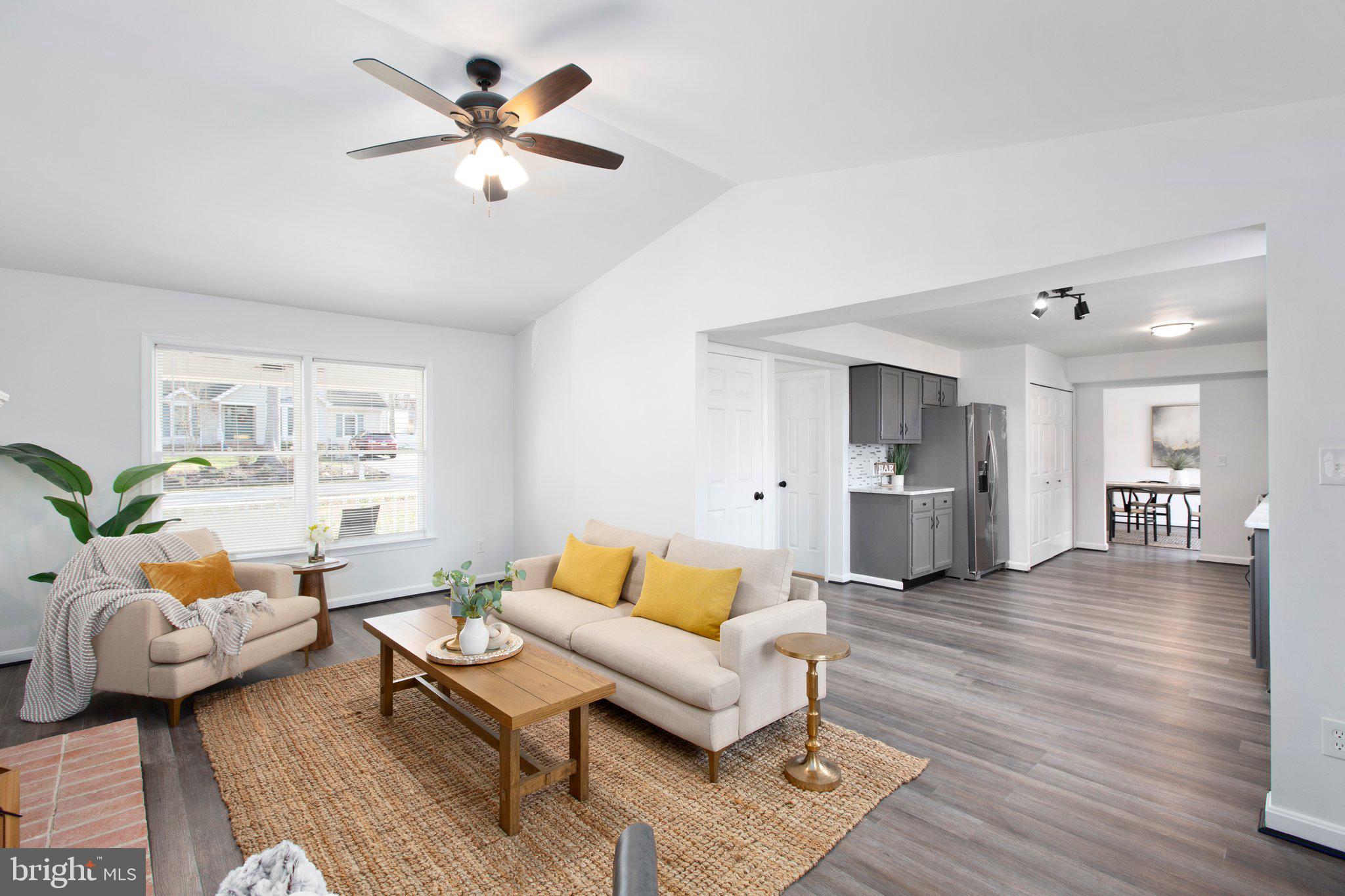 MAPLE GROVE - Residential