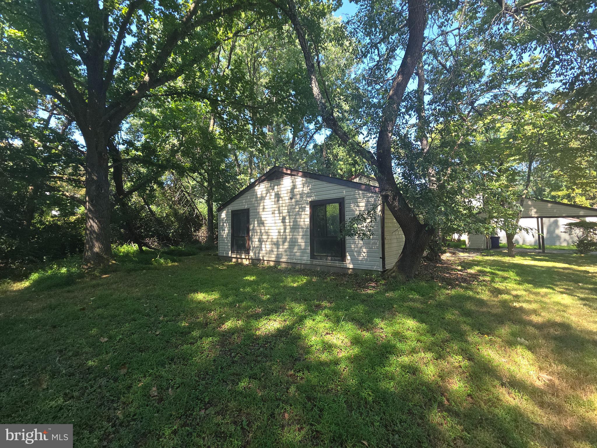 VILLAGE OF LONG REACH - Residential