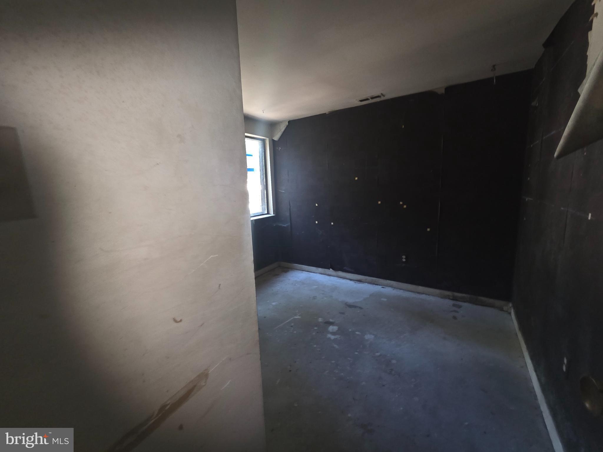 VILLAGE OF LONG REACH - Residential