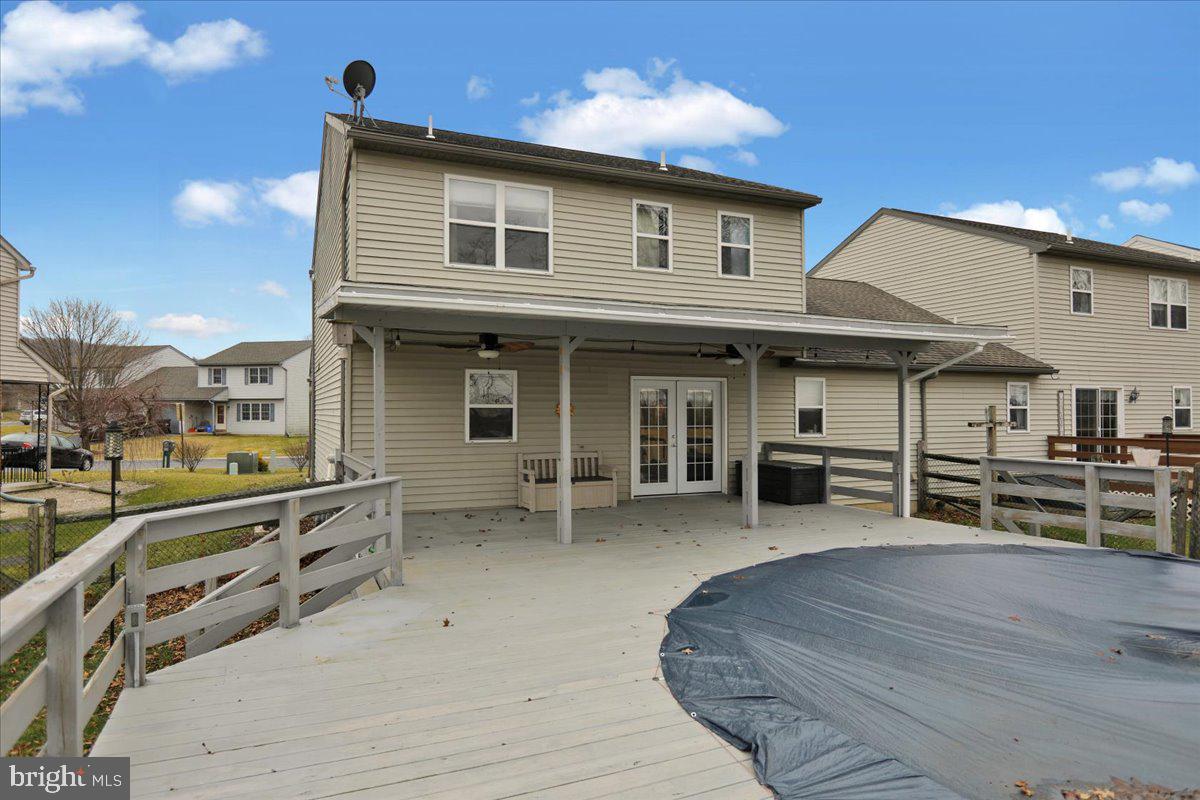 LIMESTONE VILLAGE - Residential