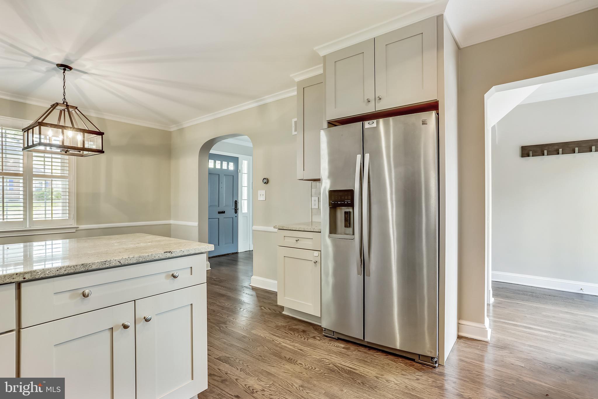 LARCHMONT - Residential Lease