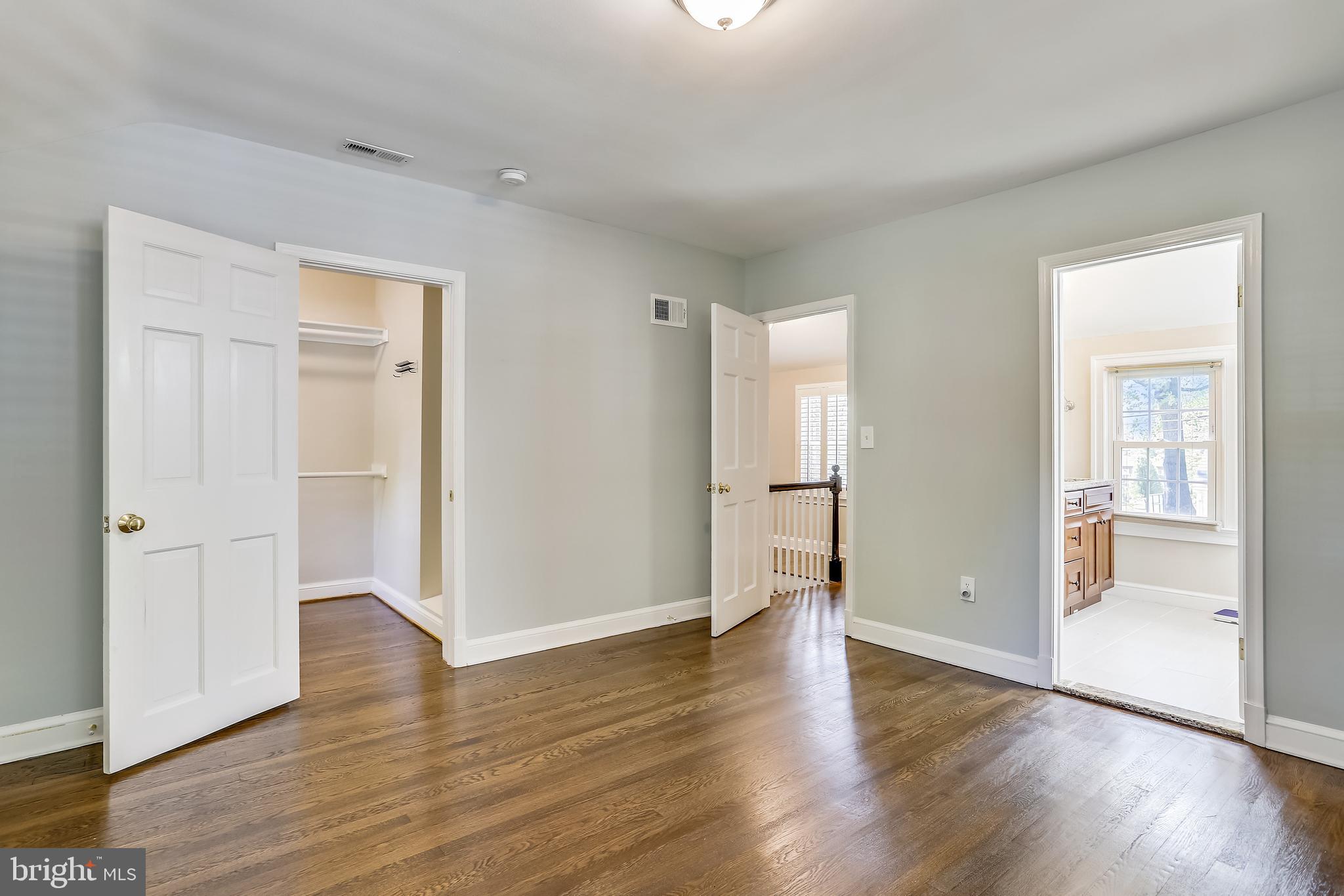 LARCHMONT - Residential Lease