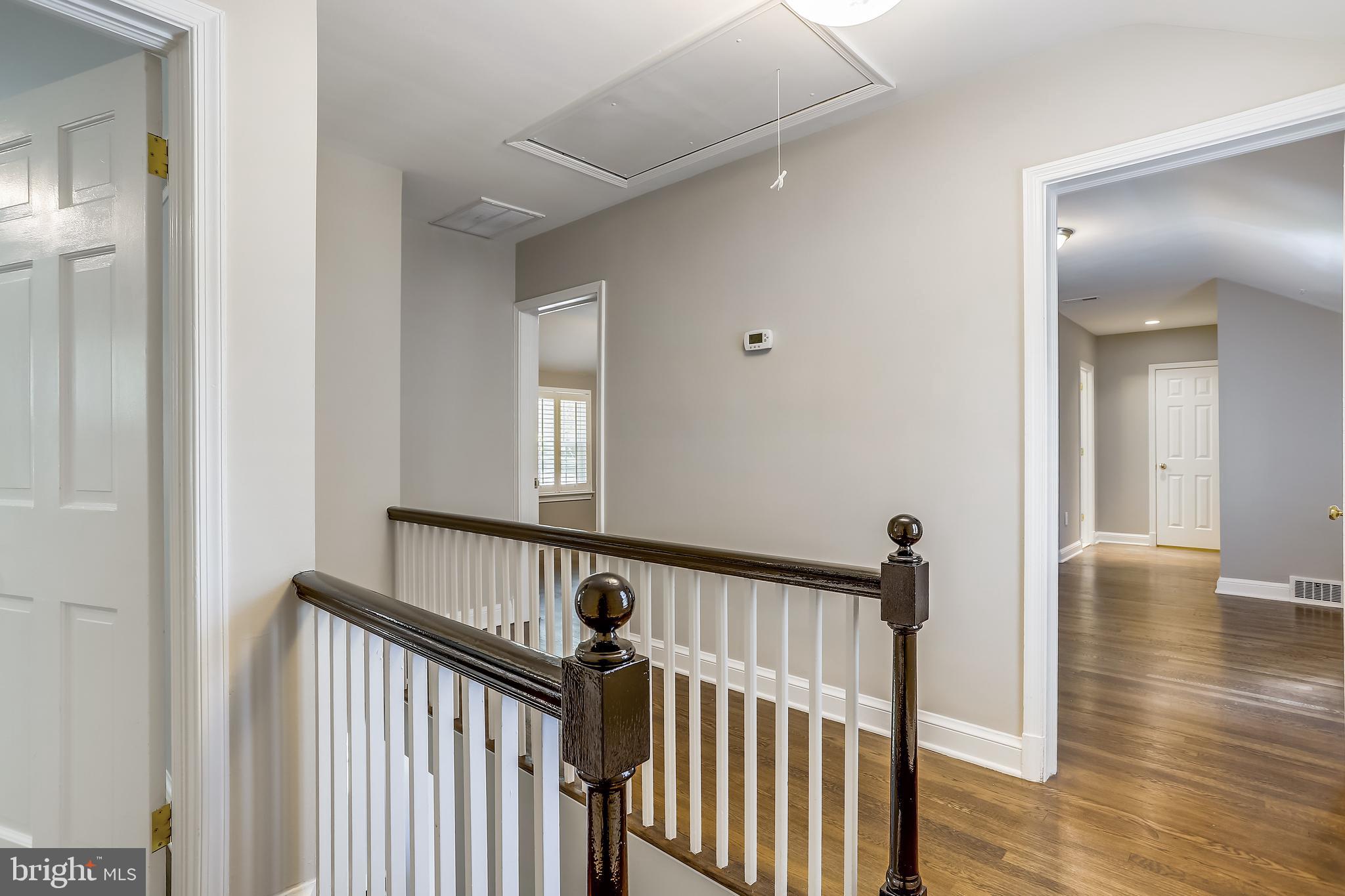 LARCHMONT - Residential Lease