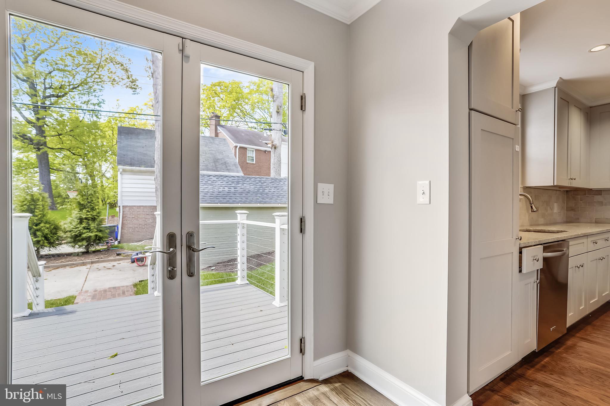 LARCHMONT - Residential Lease