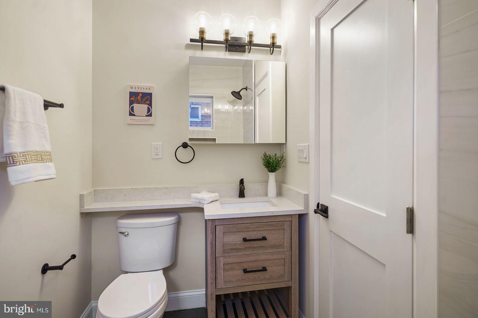 CAROLE HIGHLANDS - Residential