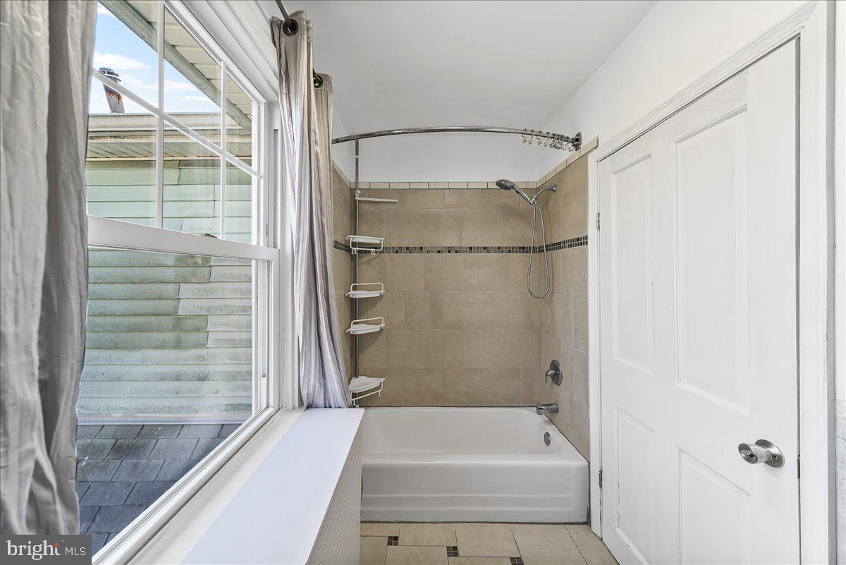 GARDENDALE - Residential