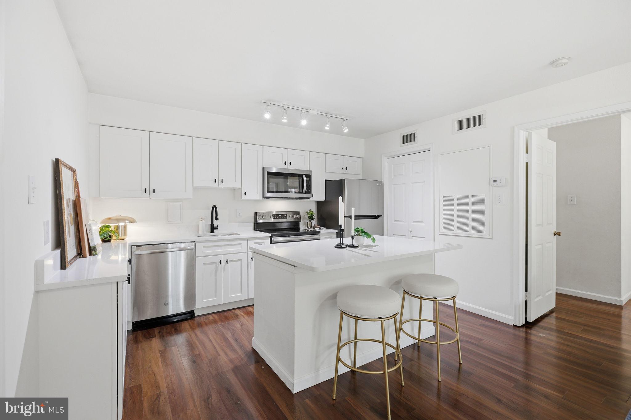 3303 WYNDHAM CIRCLE 146