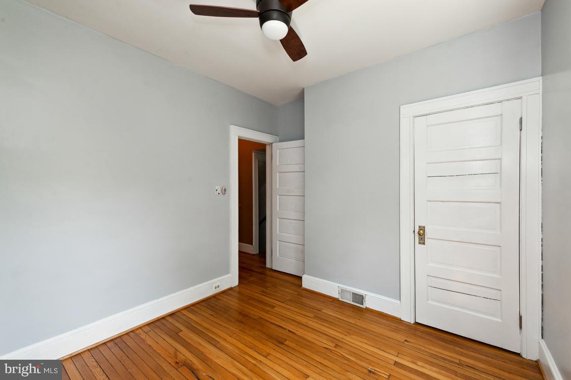 MOUNT WASHINGTON - Residential