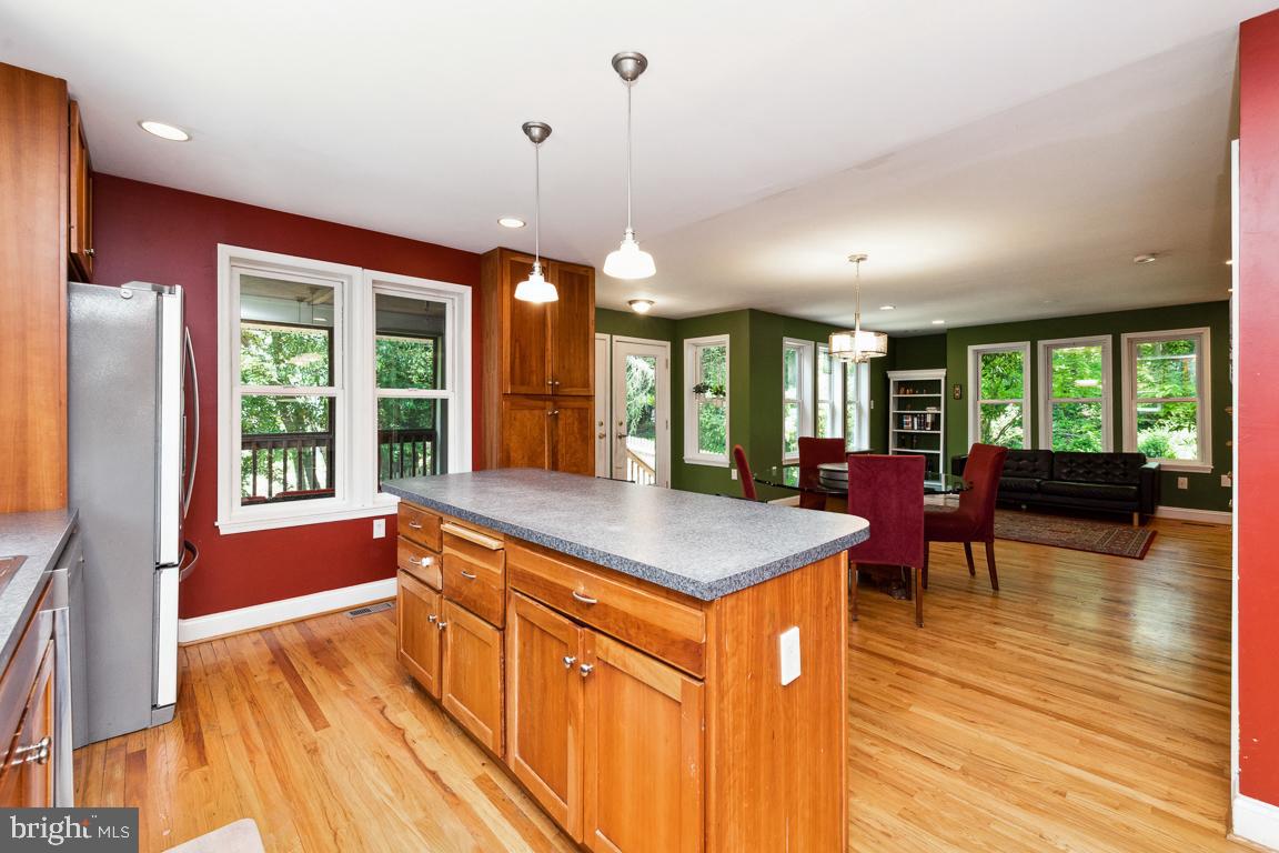 MOUNT WASHINGTON - Residential