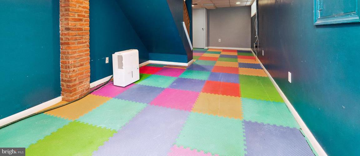 MOUNT WASHINGTON - Residential