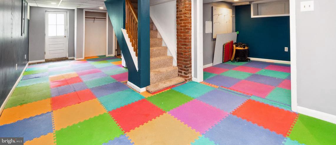 MOUNT WASHINGTON - Residential