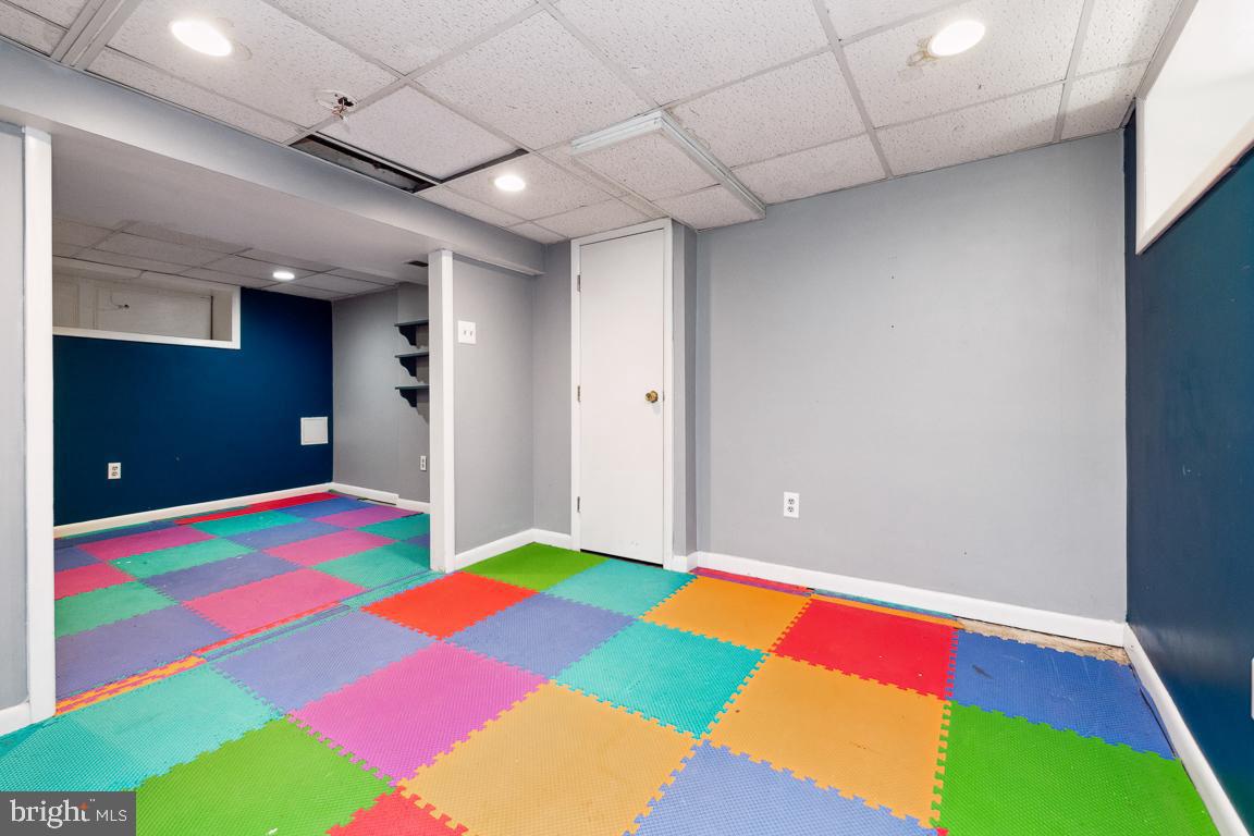 MOUNT WASHINGTON - Residential