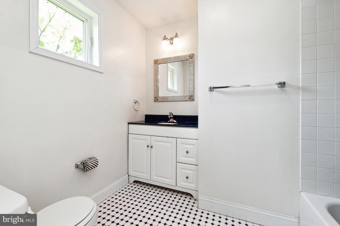 MOUNT WASHINGTON - Residential