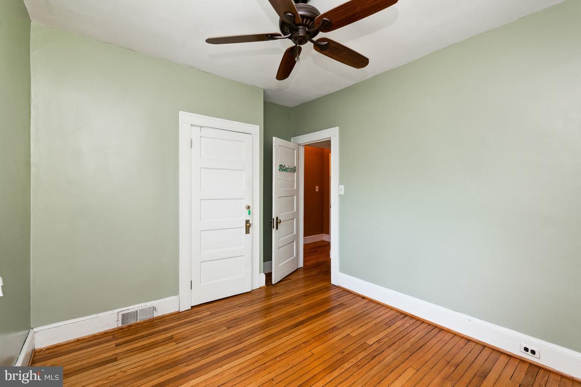 MOUNT WASHINGTON - Residential