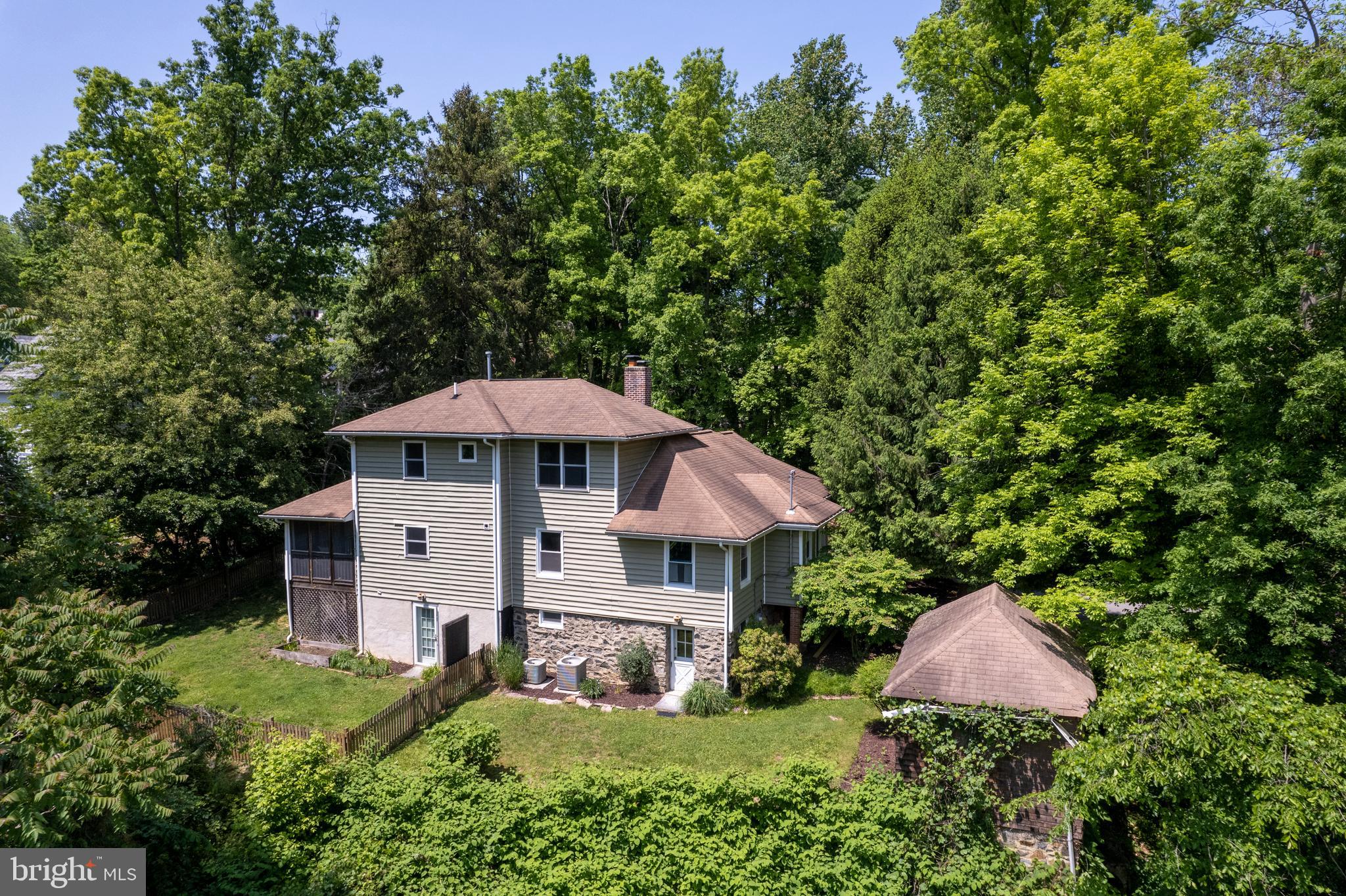 MOUNT WASHINGTON - Residential