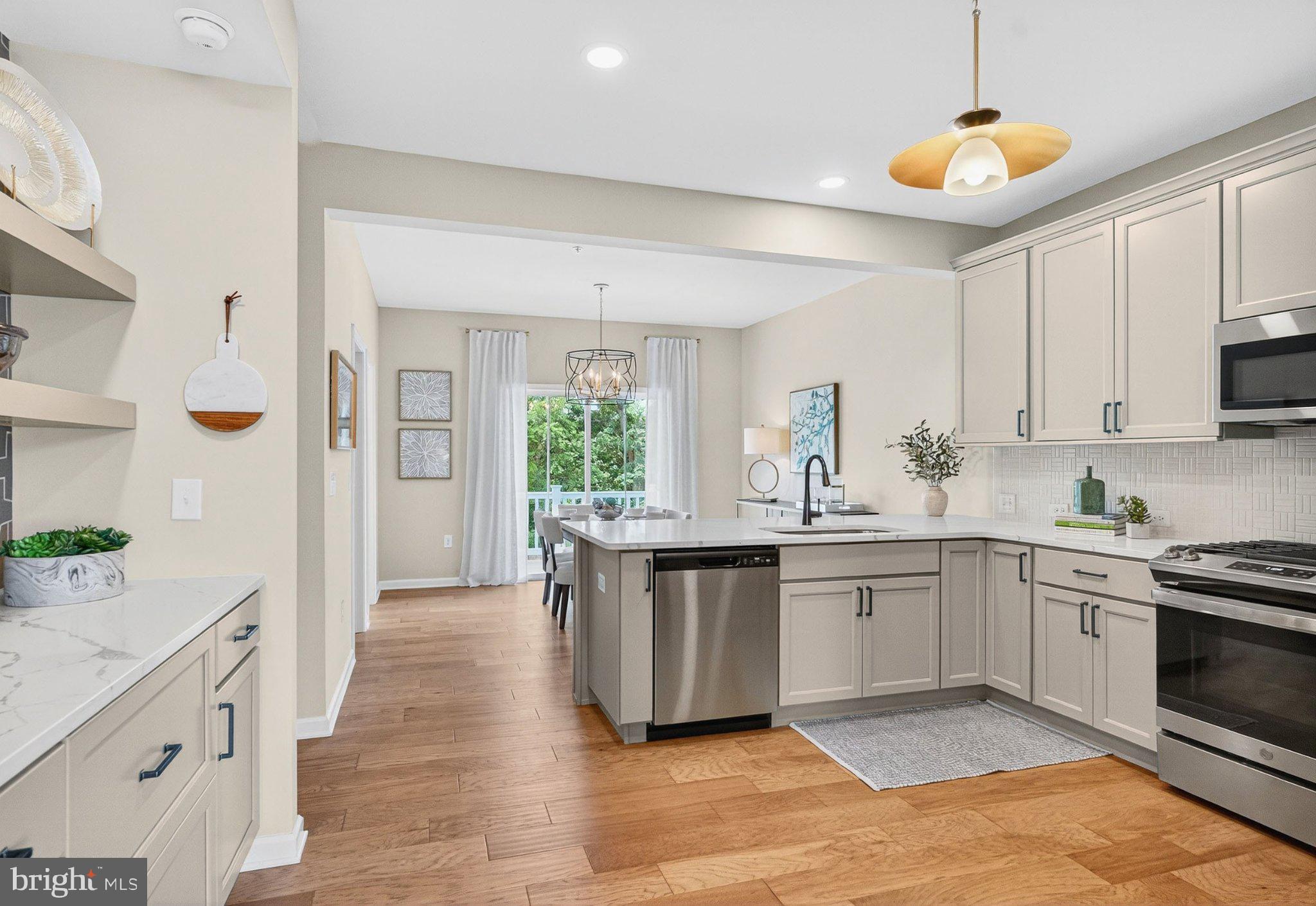 628 OAK DRIVE 1-1