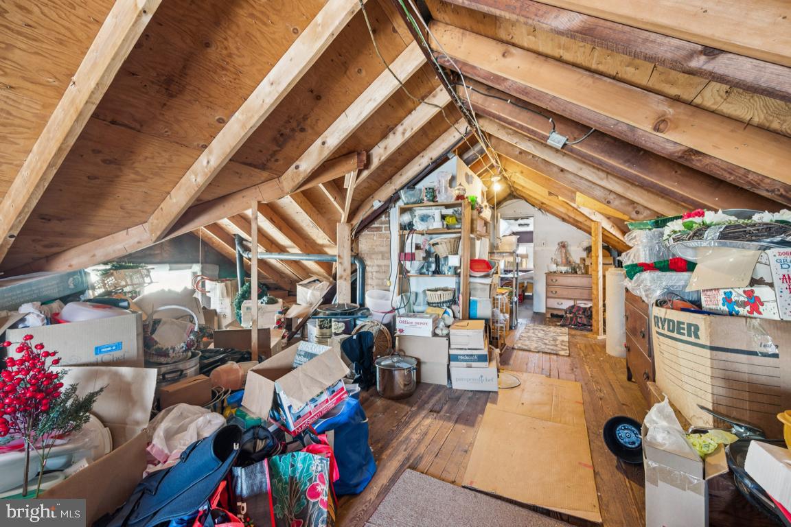 OAKLYN MANOR - Residential