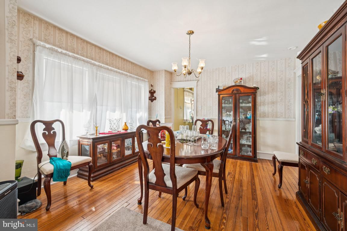 OAKLYN MANOR - Residential