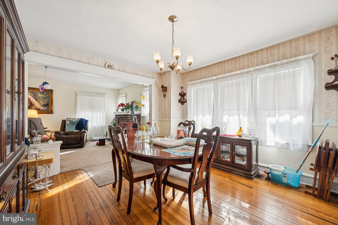 OAKLYN MANOR - Residential