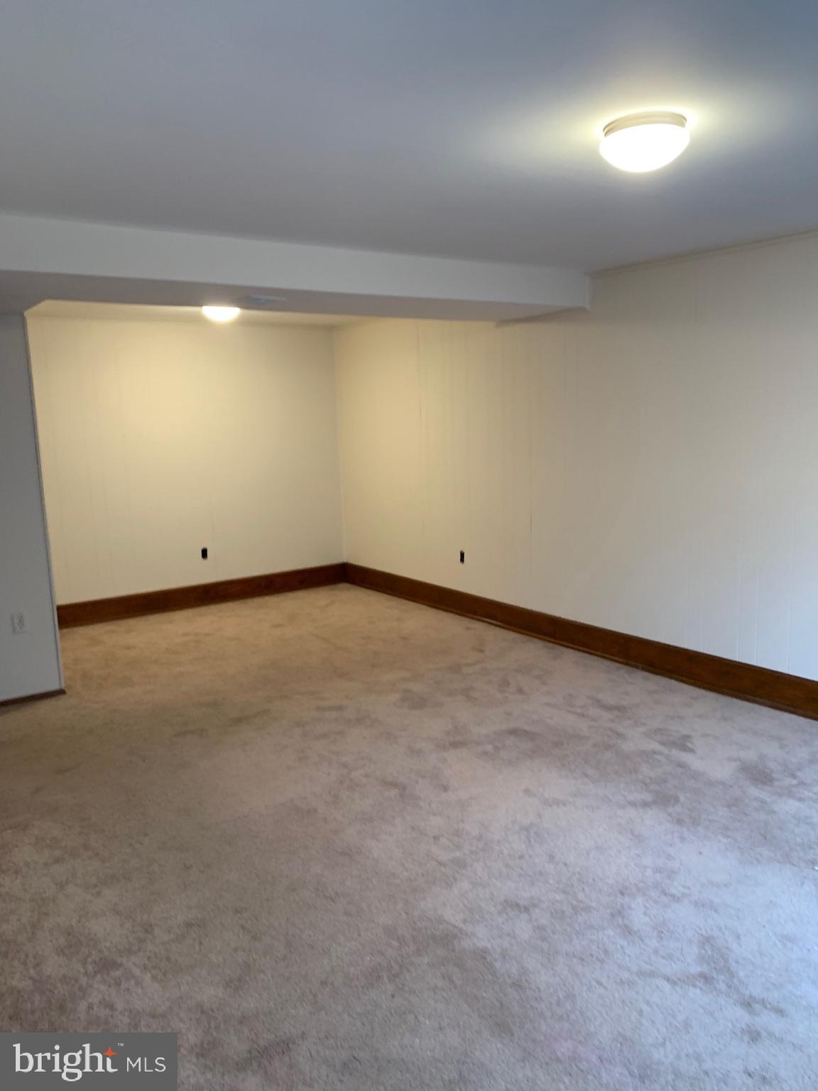 EVANSDALE - Residential Lease