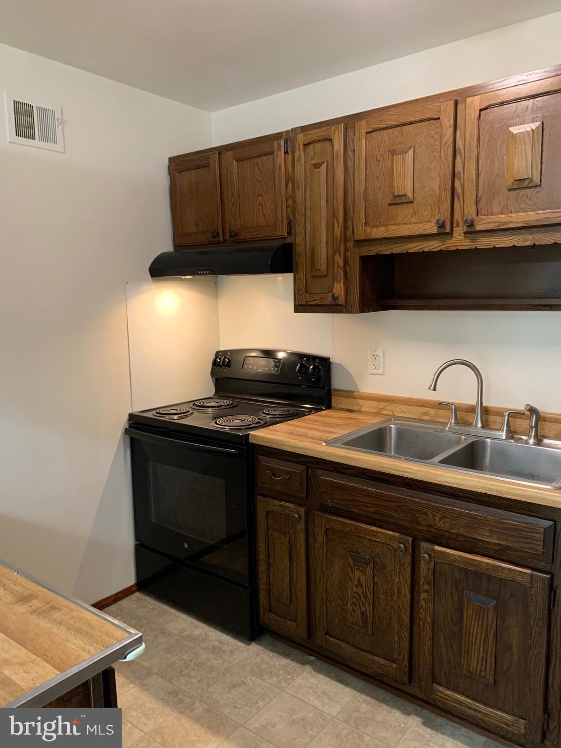 EVANSDALE - Residential Lease