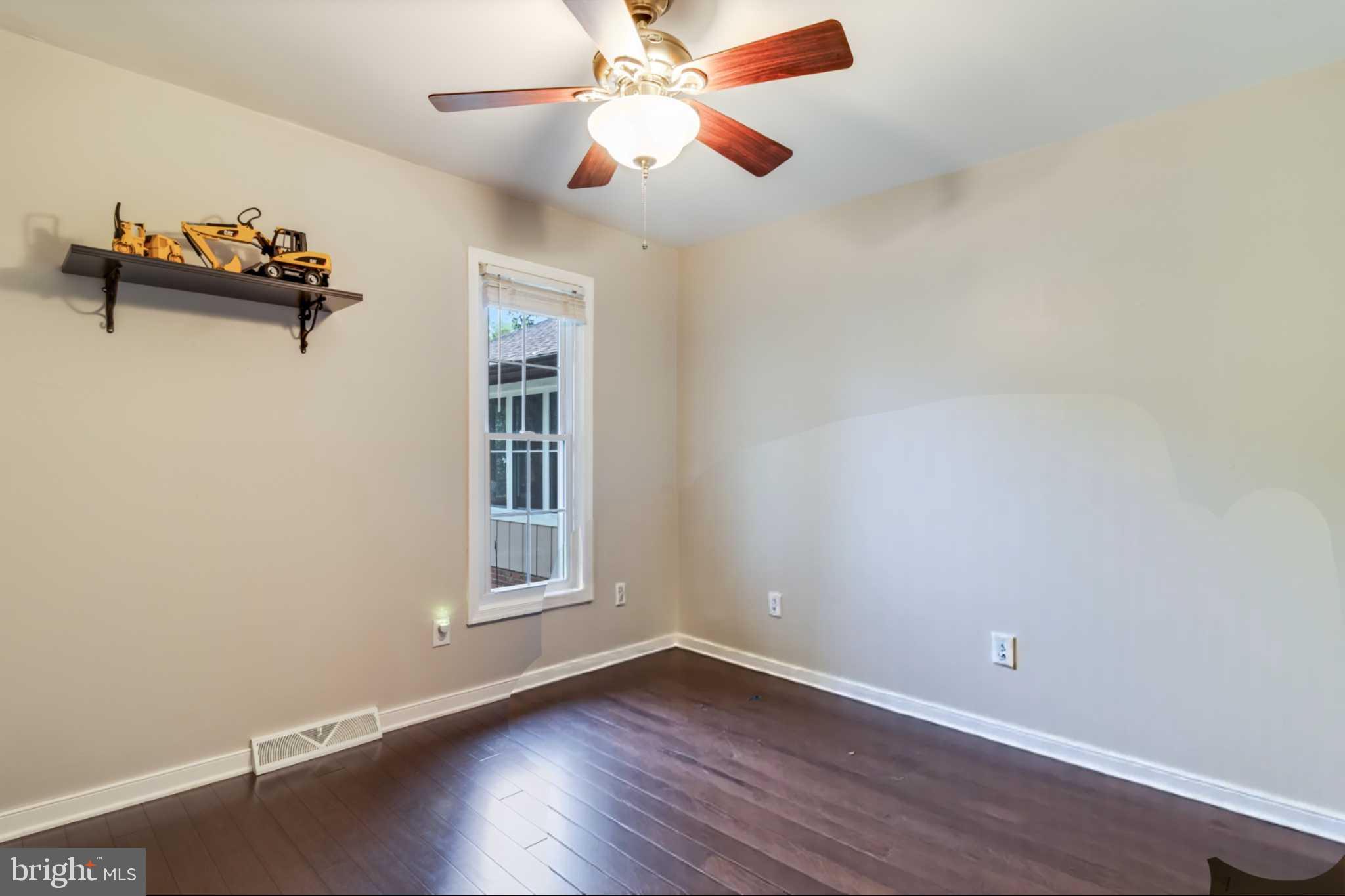 CLARKS RUN - Residential