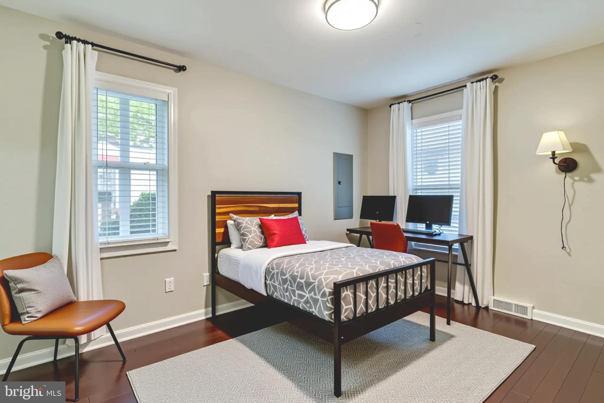 CLARKS RUN - Residential