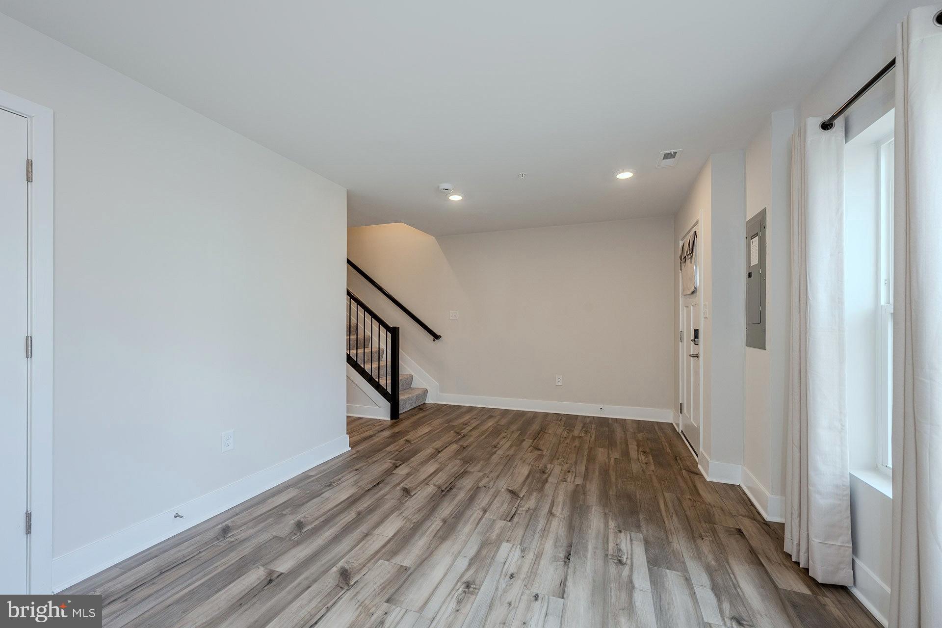 BRYANS ROAD - Residential