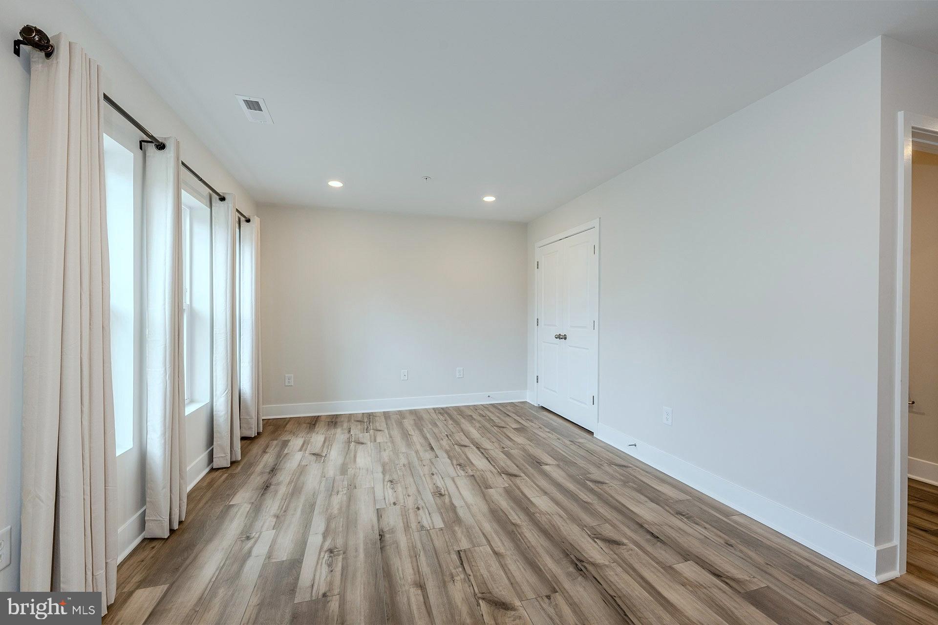 BRYANS ROAD - Residential