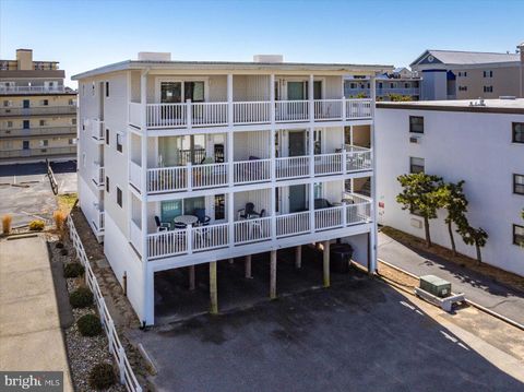 Photo of 5 138th Street #2W, OCEAN CITY, MD 21842 (MLS # MDWO2036926)