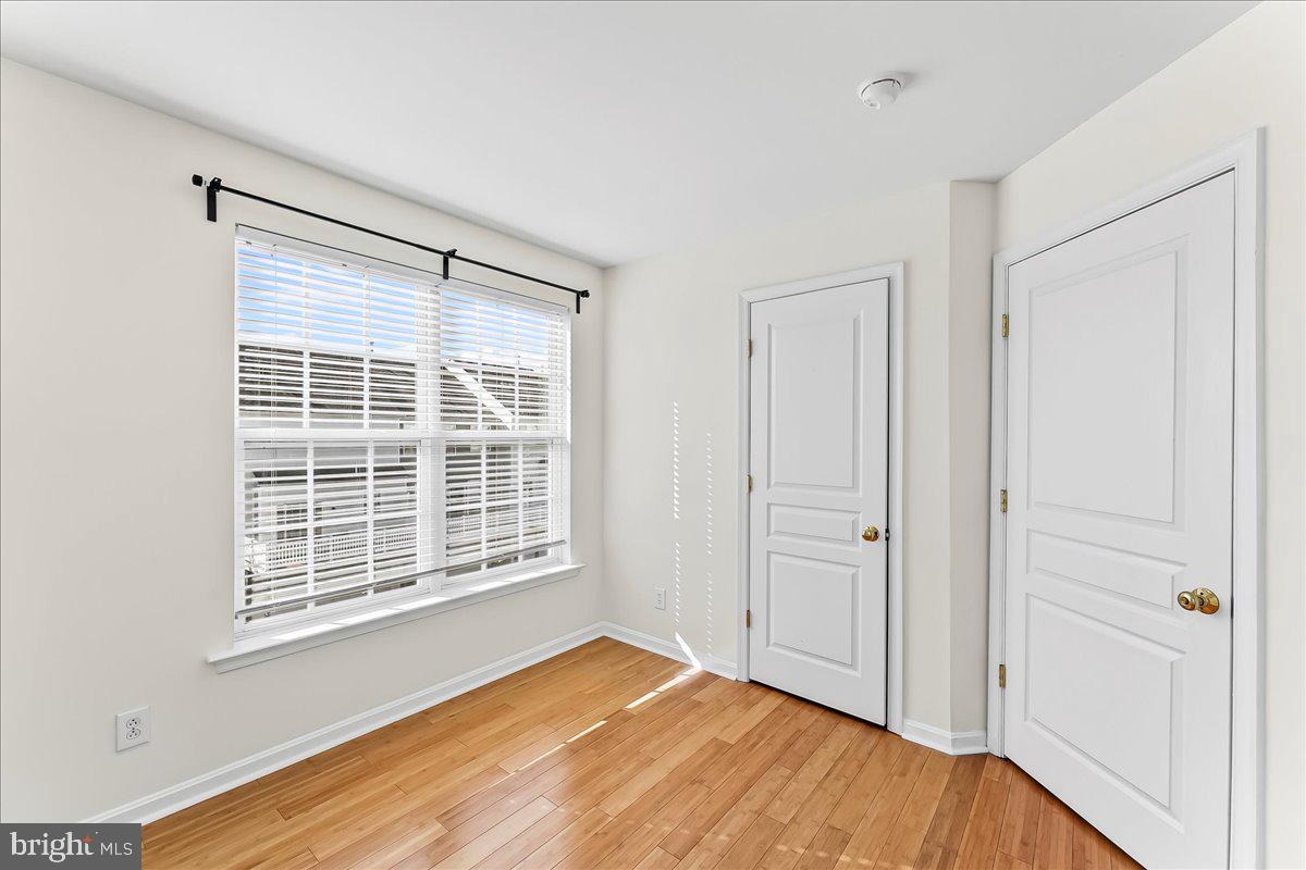 WINDSOR RIDGE - Residential