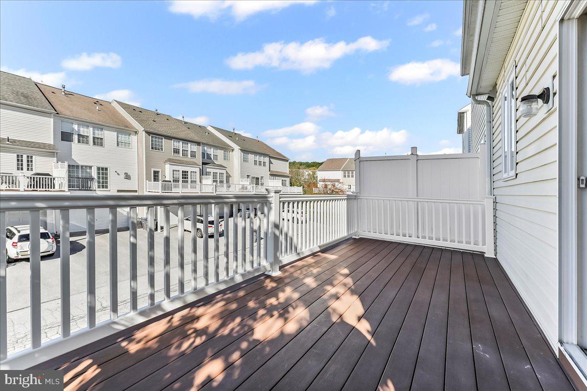 WINDSOR RIDGE - Residential