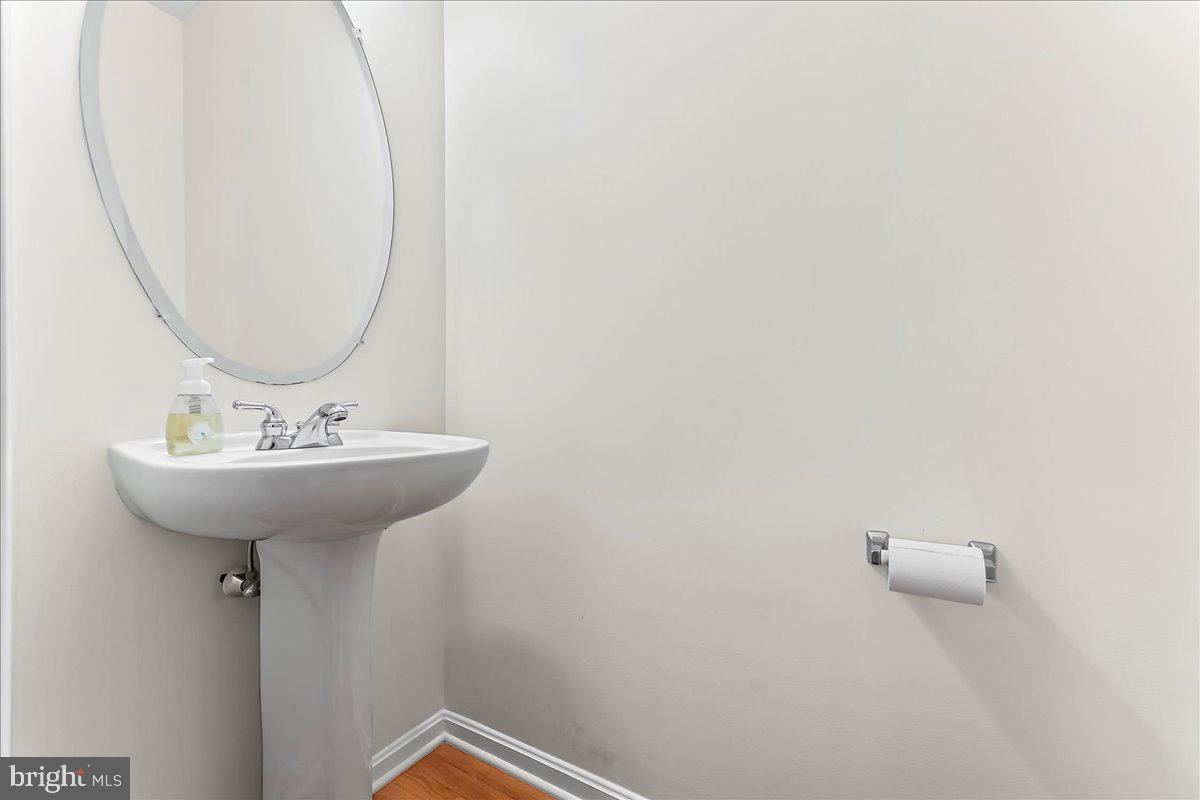 WINDSOR RIDGE - Residential