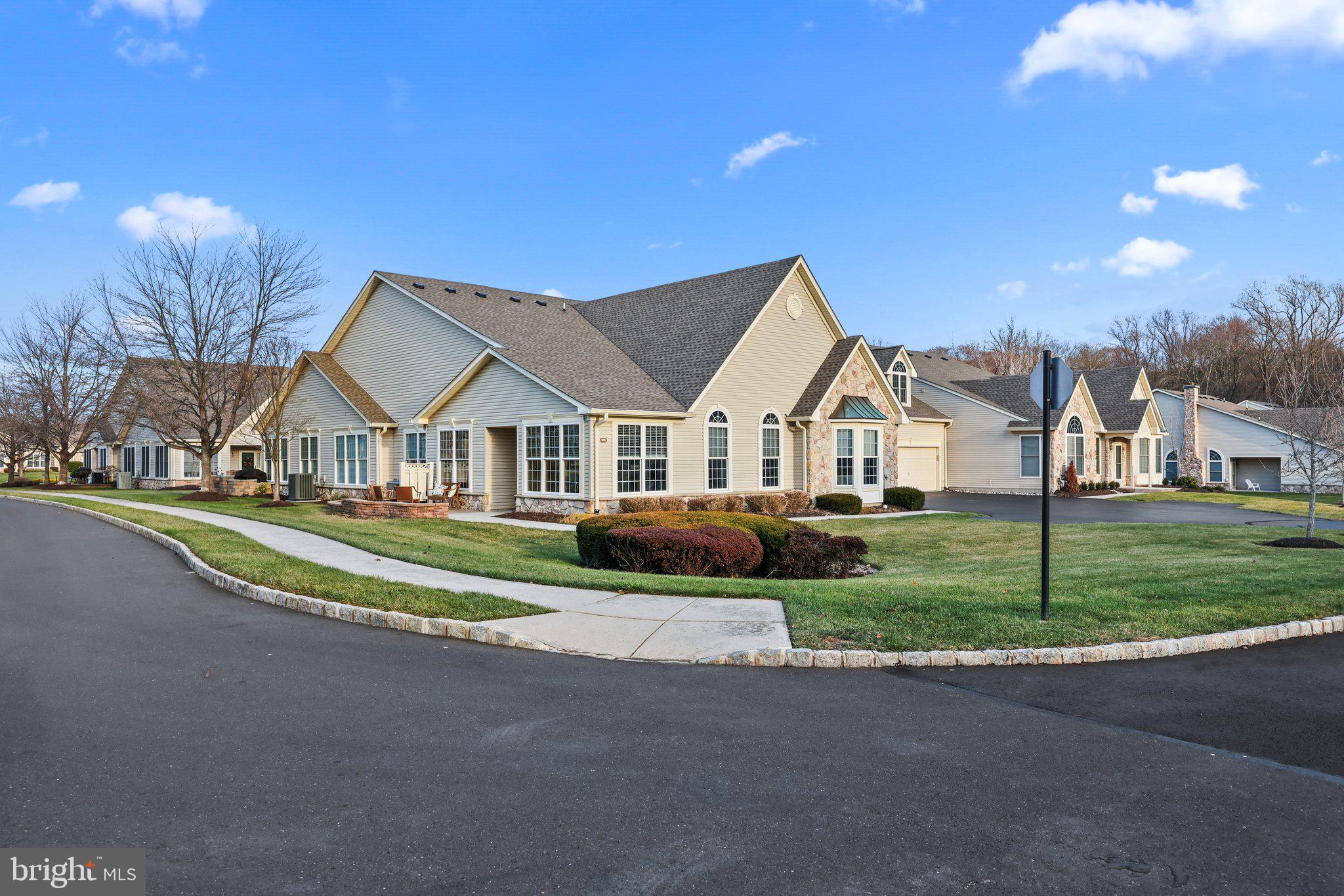 FLOWERS MILL - Residential