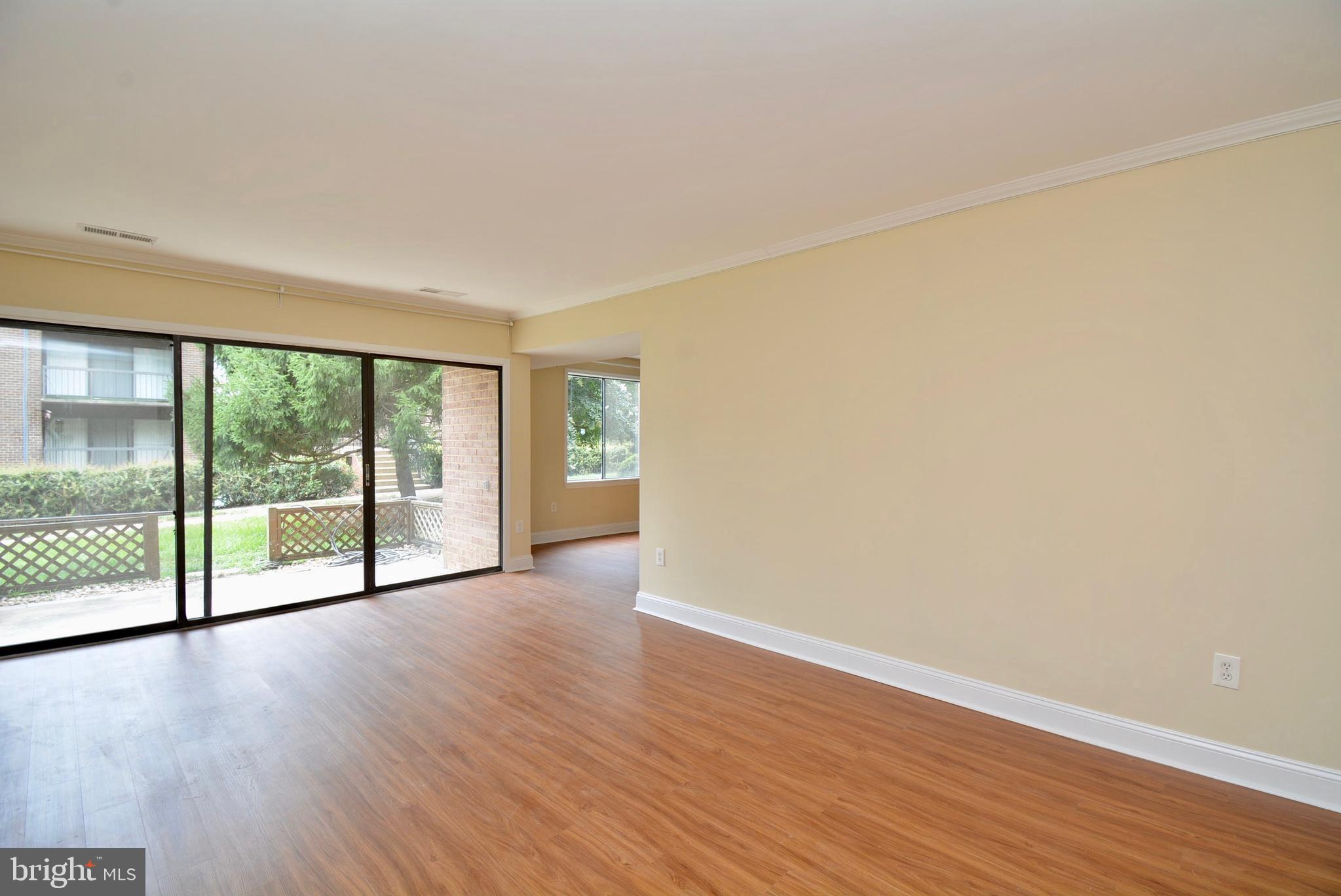 HAWTHORNE VILLAGE - Residential