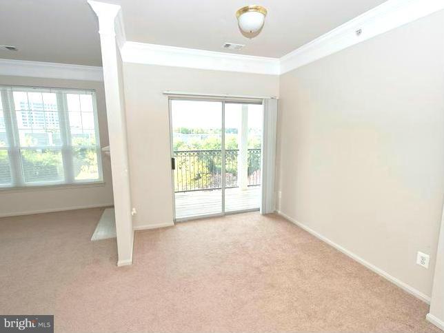 GATES OF MCLEAN - Residential Lease