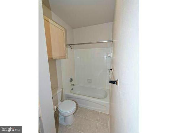 GATES OF MCLEAN - Residential Lease