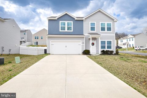 Photo of 14 Diving Scaup Road, HEDGESVILLE, WV 25427 (MLS # WVBE2049854)