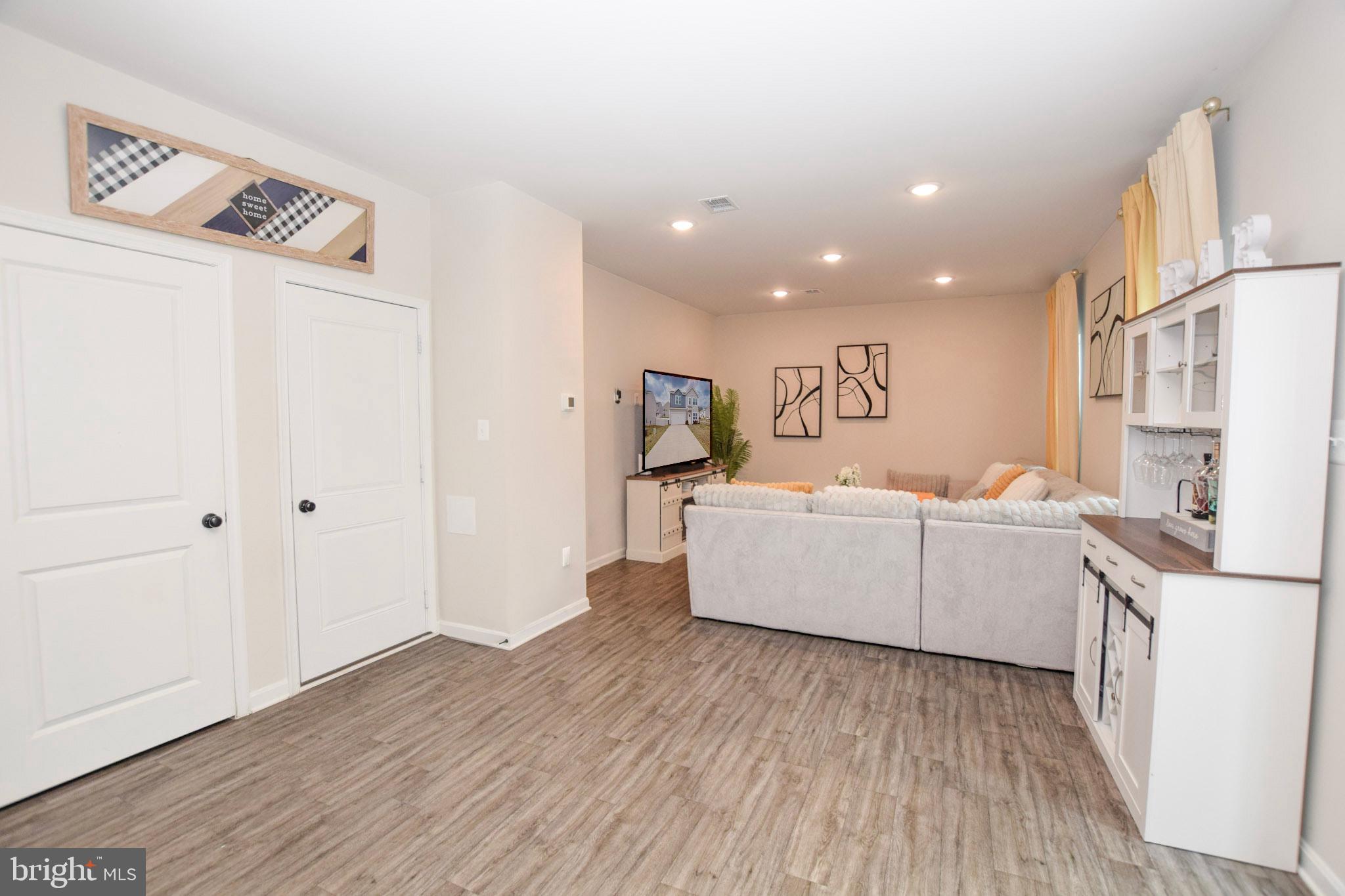 DILLON FARM - Residential