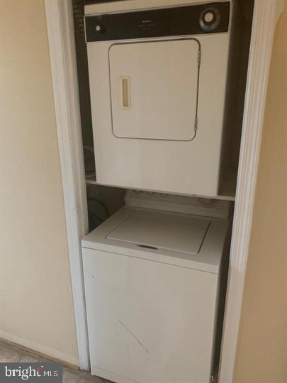 5532 KAREN ELAINE 1731