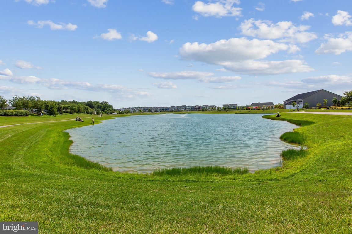 TWO RIVERS - Residential